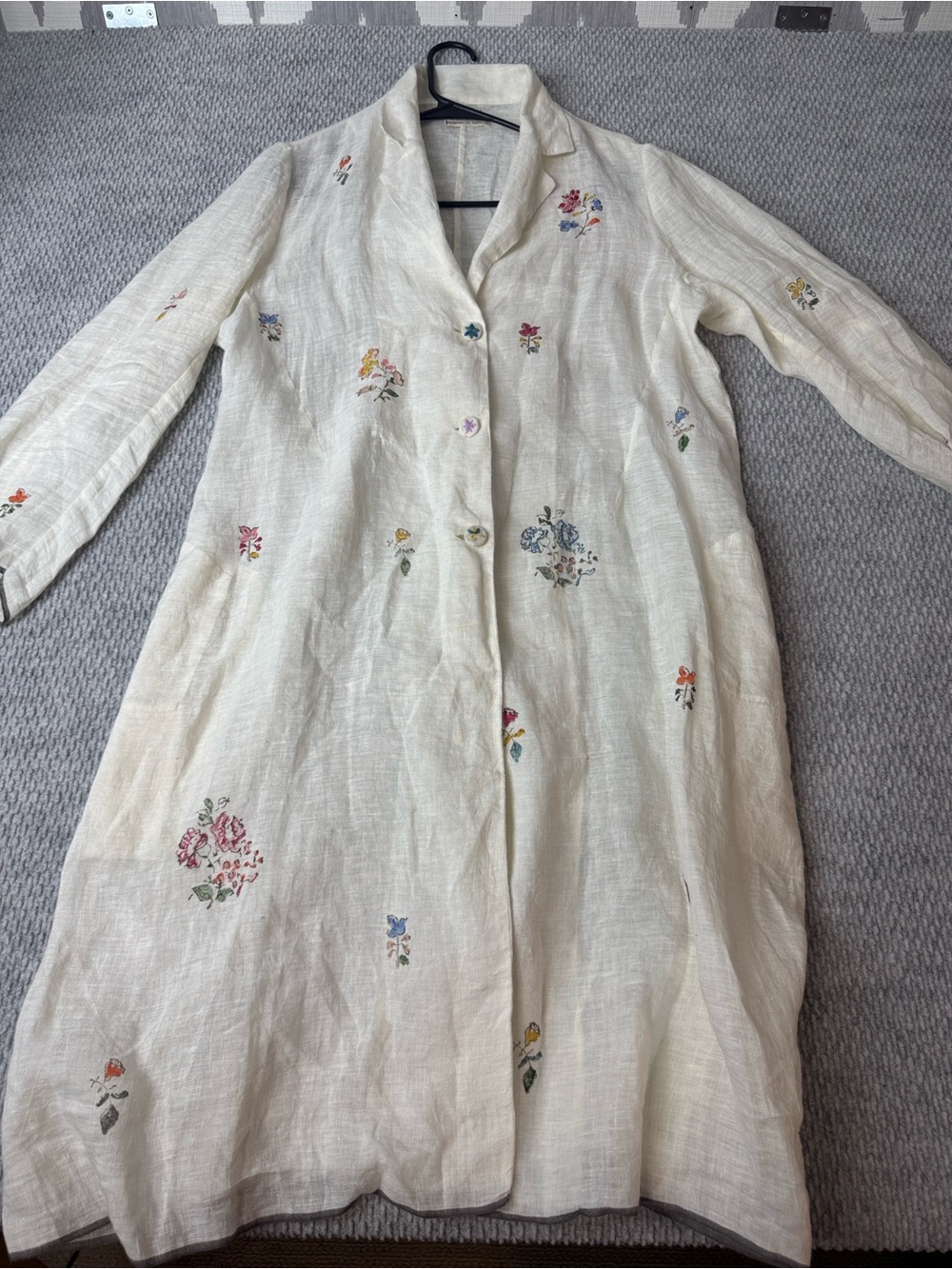 EKA Linen Floral Embroidered Top Sz L Cream